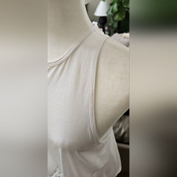 Lululemon Tie Back Women's White Sleeveless Top - Picture 3 of 5
